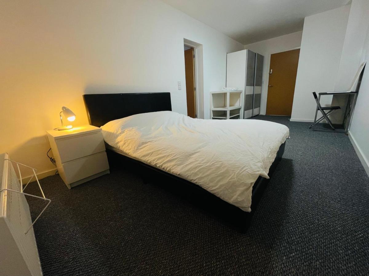 En-Suite For Family,Couple And Females Lancaster Ngoại thất bức ảnh