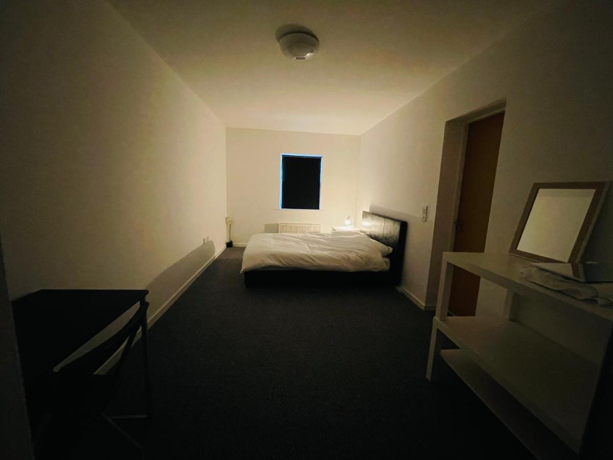 En-Suite For Family,Couple And Females Lancaster Ngoại thất bức ảnh